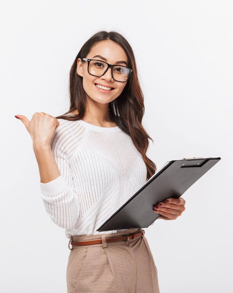 Portrait of a smiling asian businesswoman