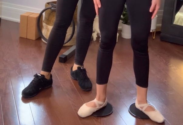 Dance Health: Protecting Your Ankles and Knees in a Turnout